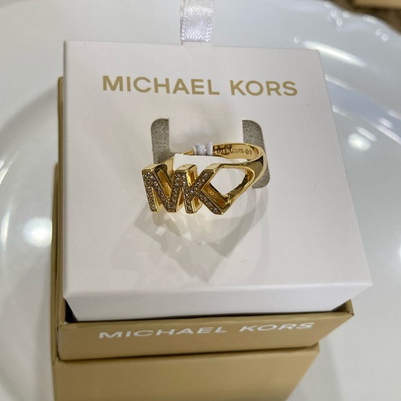 Michael Kors MK Ring - Picture 4 of 5